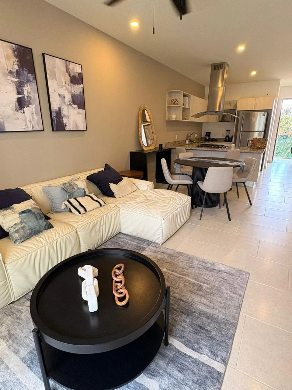 2-Bedroom Apartment for Rent in Valle Aurora, Playa del Carmen