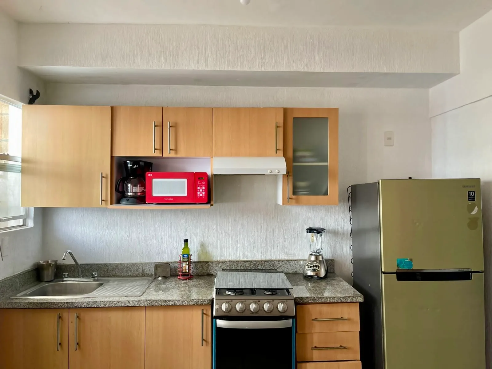 3-Bedroom House in Los Olivos, Furnished