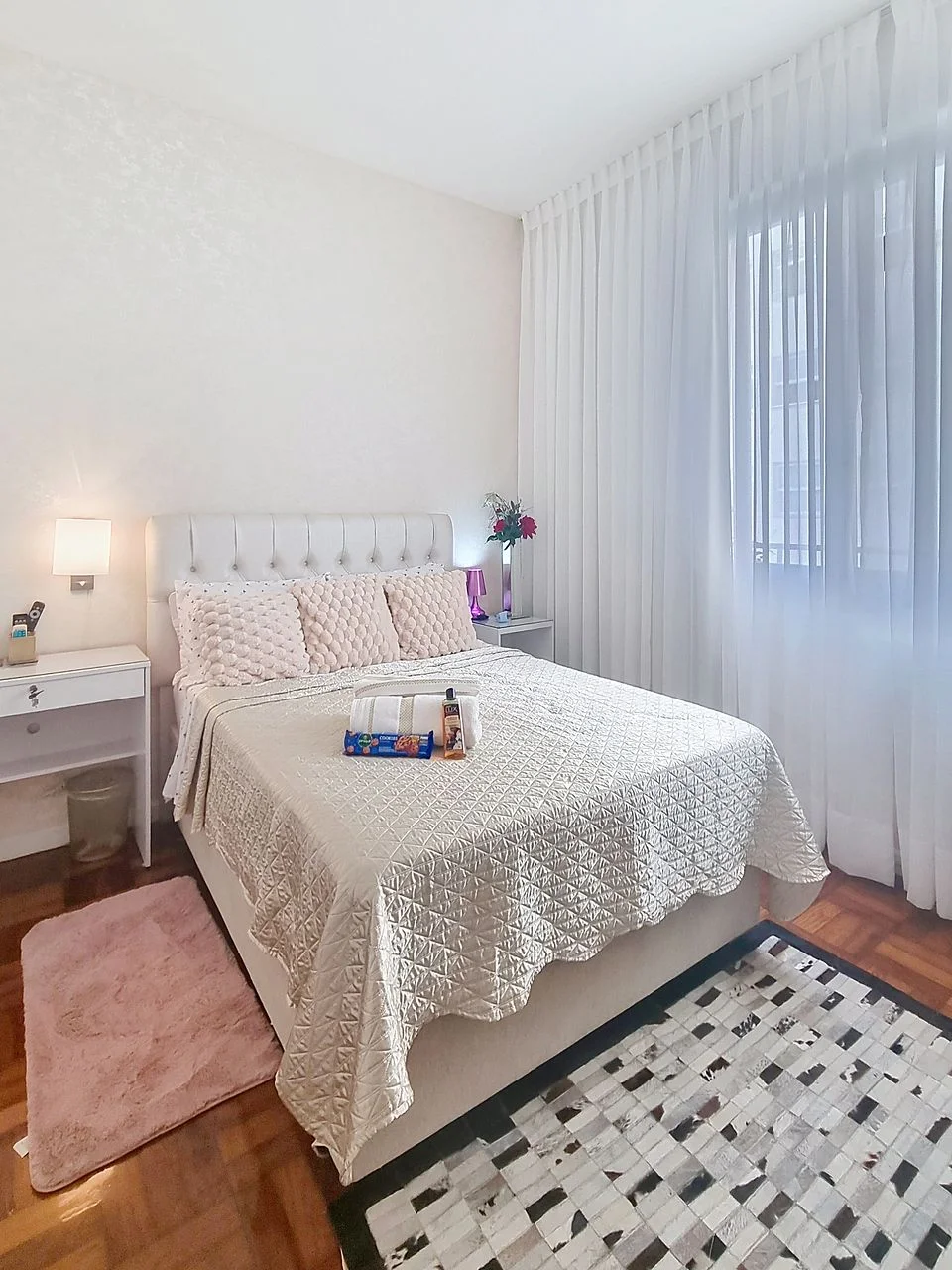 Cozy Room on Monthly Copacabana Beachfront