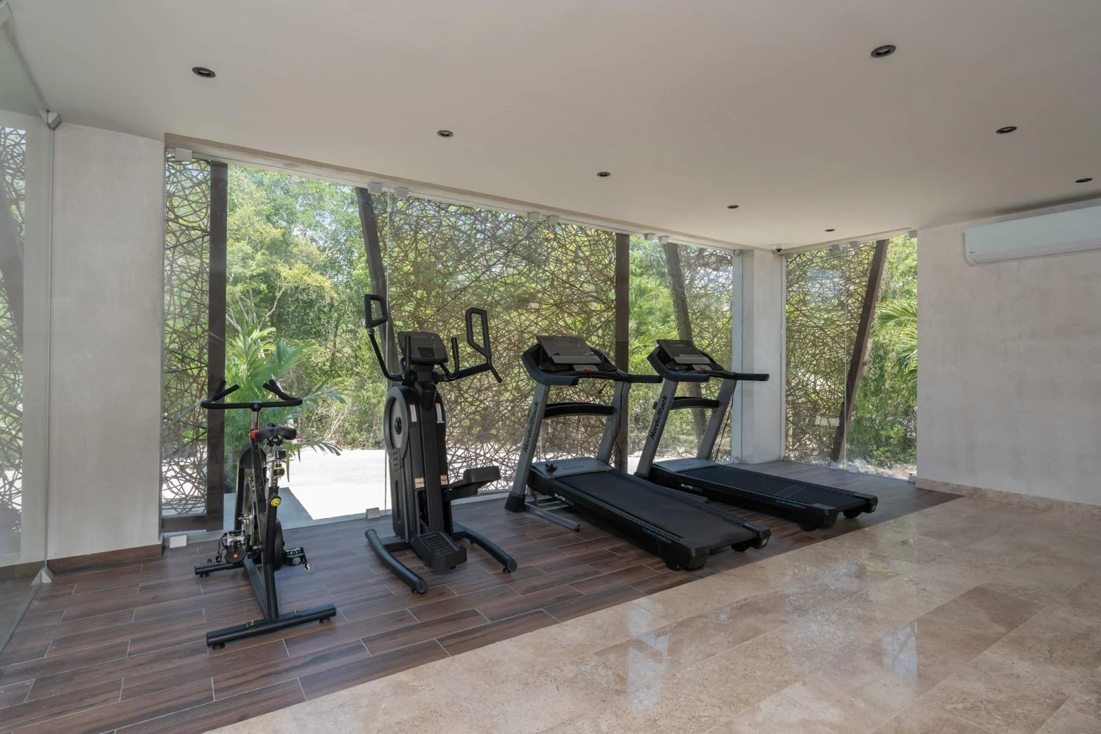 Studio Apartment with Plunge Pool in Akua Development