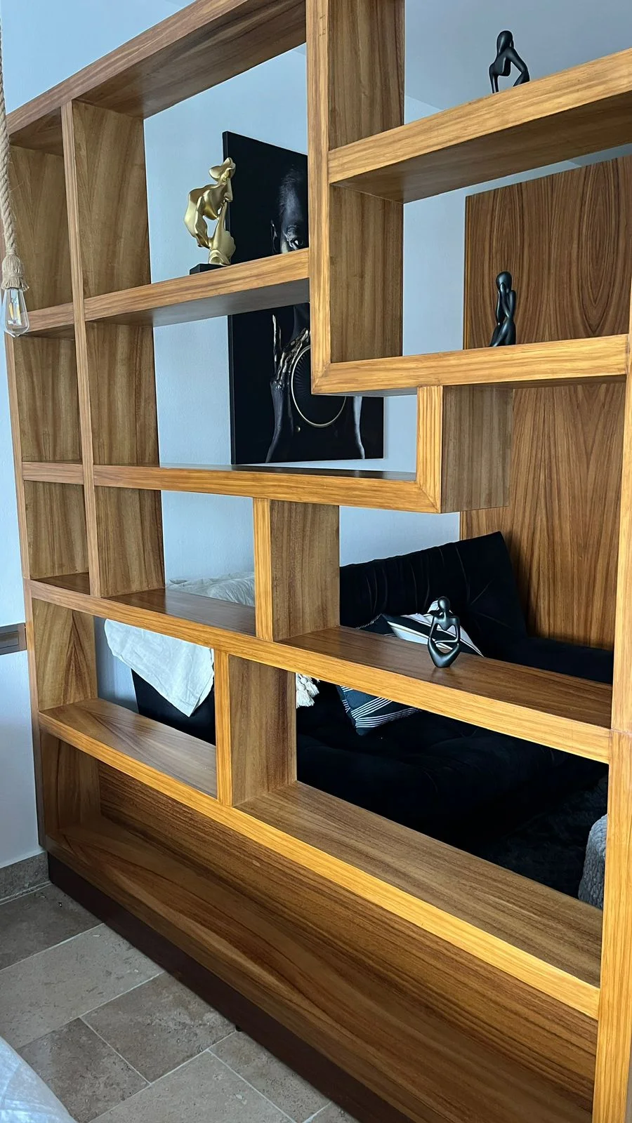Furnished Studio Apartment for Rent on Av 20