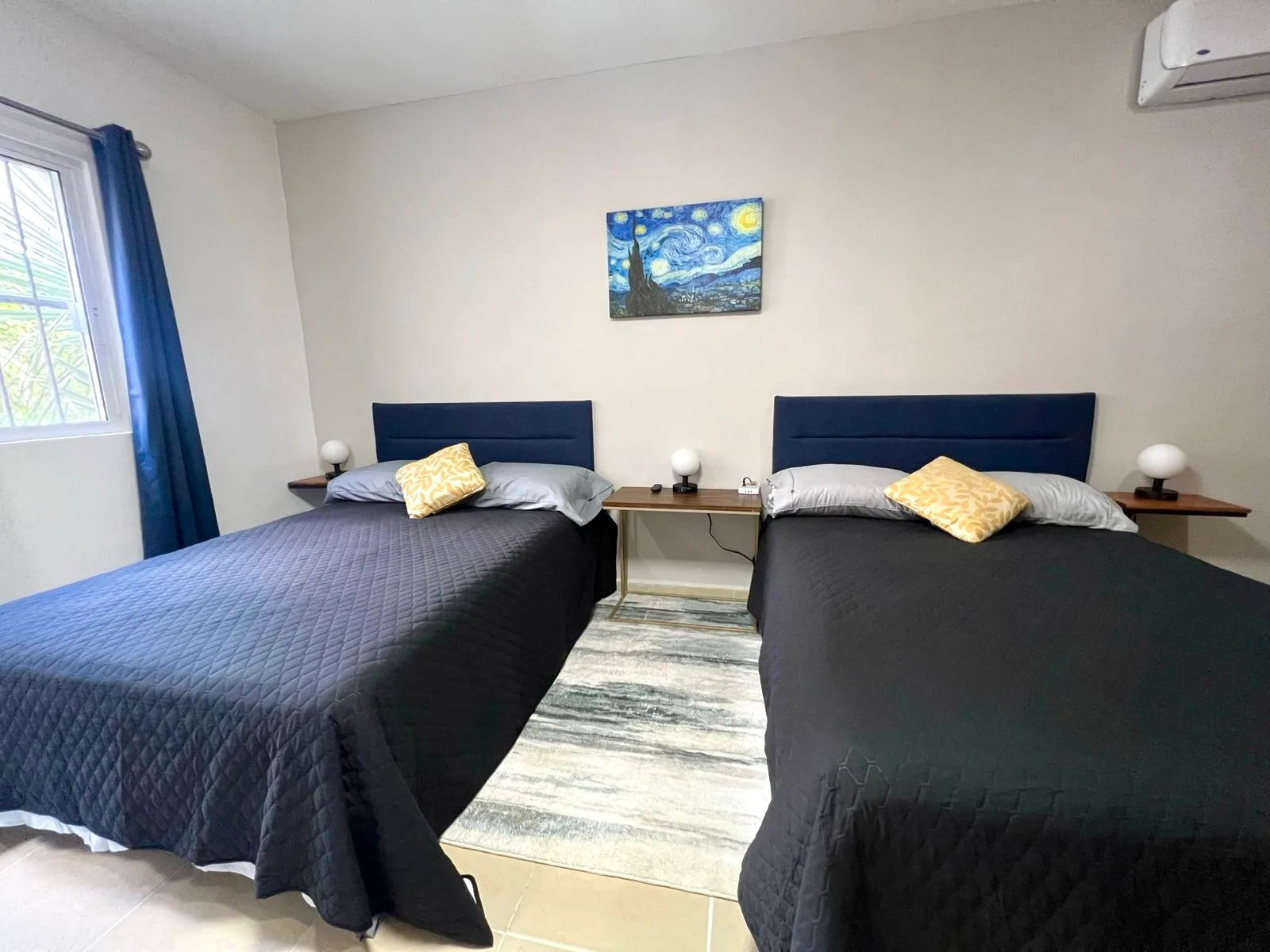 Apartment in Downtown / Hollywood