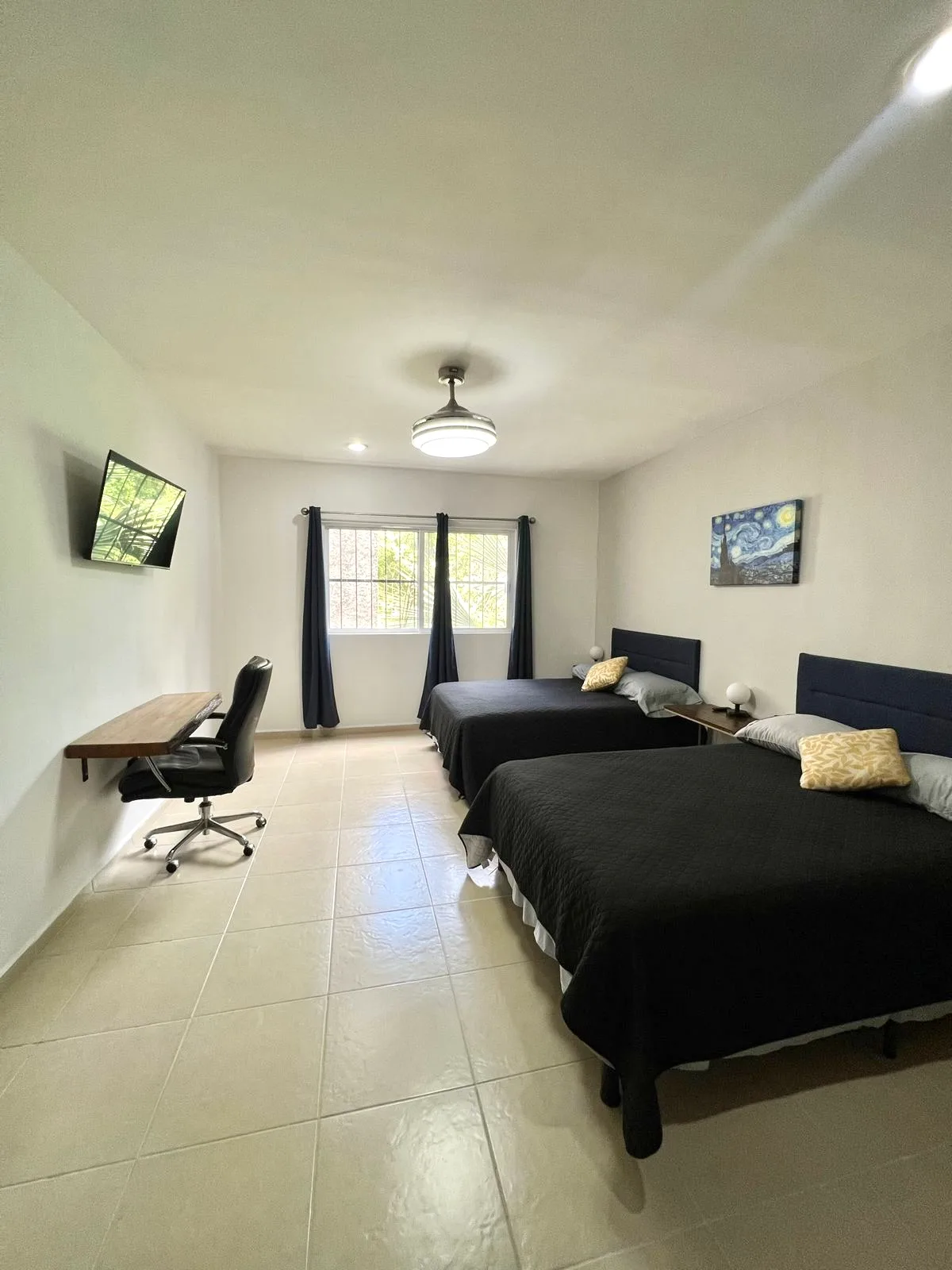 Apartment in Downtown / Hollywood