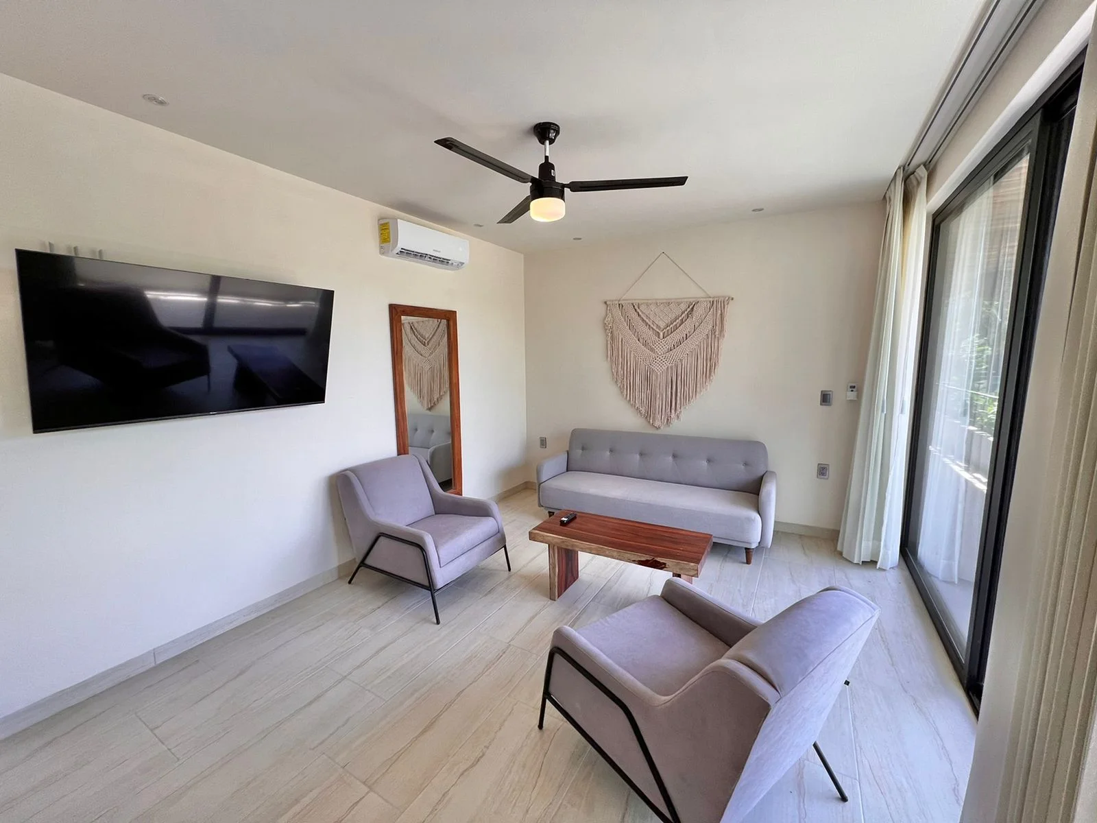 1 Bedroom Apartment in La Veleta