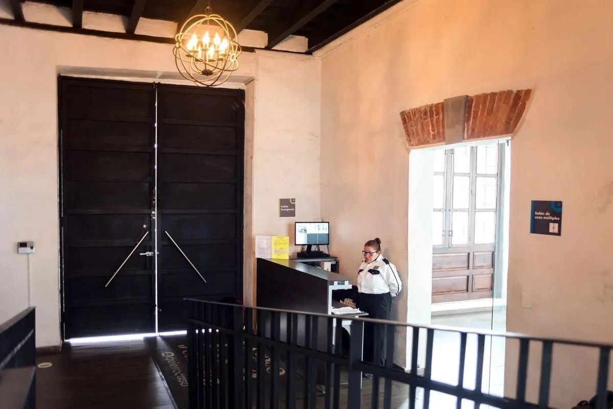 2 Bedroom Apartment in Bucareli