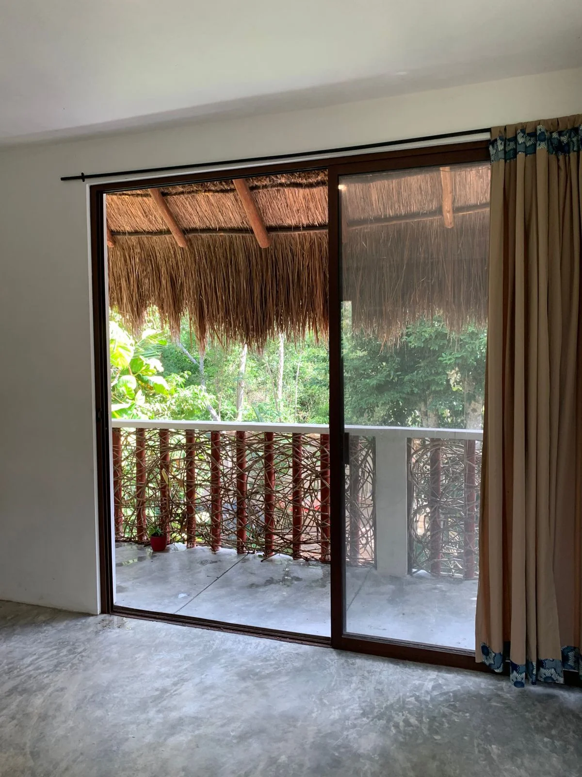 1 Bedroom Jungle House with Pool Near Tulum