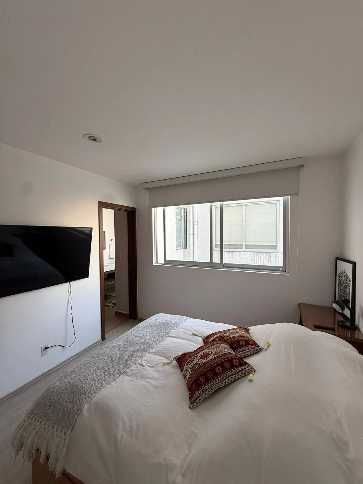 Private Room with Bathroom in Roma Norte | Parking Included