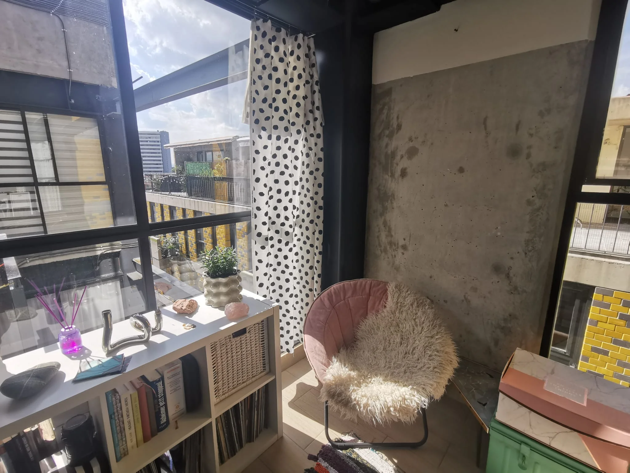 Room for Rent in Buenavista Apartment