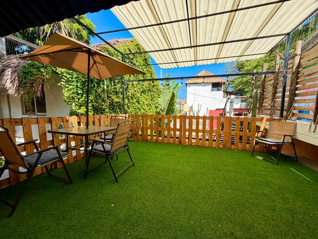 Private Room for Rent in Puerto Escondido
