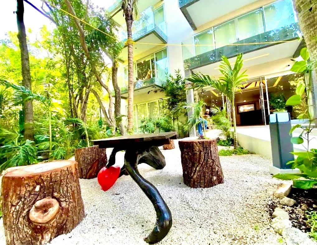 1-Bedroom Apartment Next to Park in Playa