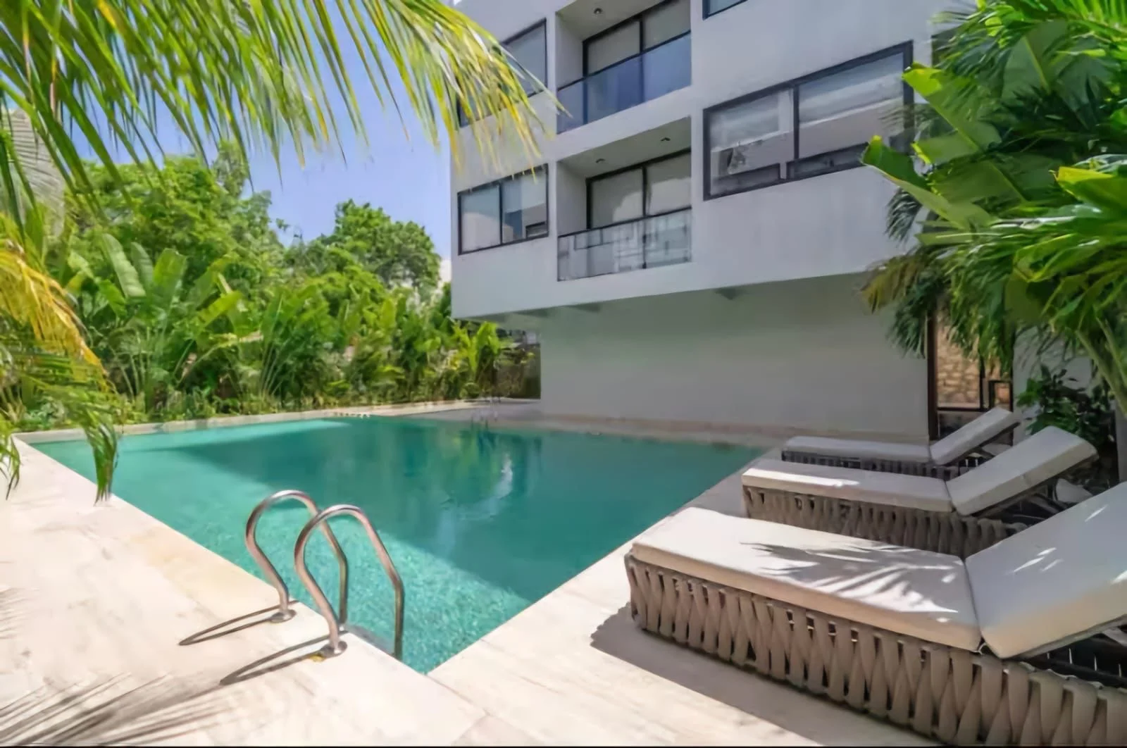 1 Bedroom Apartment in Tulum with Pool View