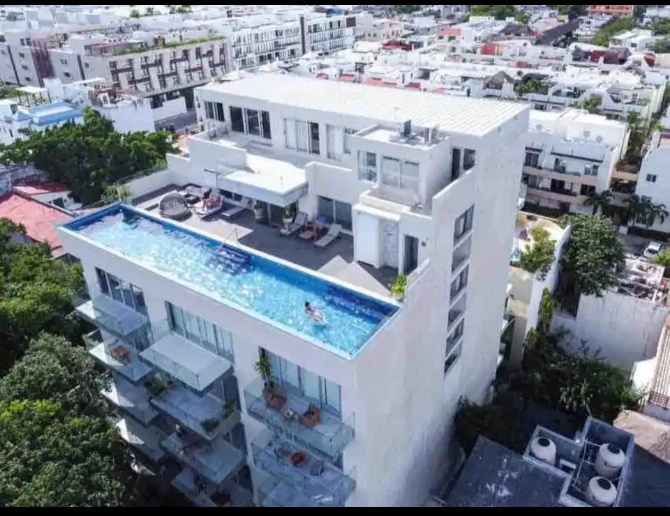 1-Bedroom Apartment Next to Park in Playa