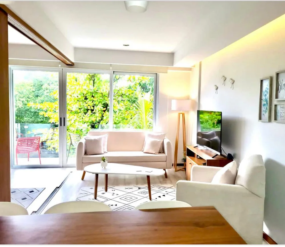 1-Bedroom Apartment Next to Park in Playa