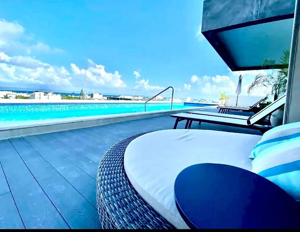 1-Bedroom Apartment Next to Park in Playa