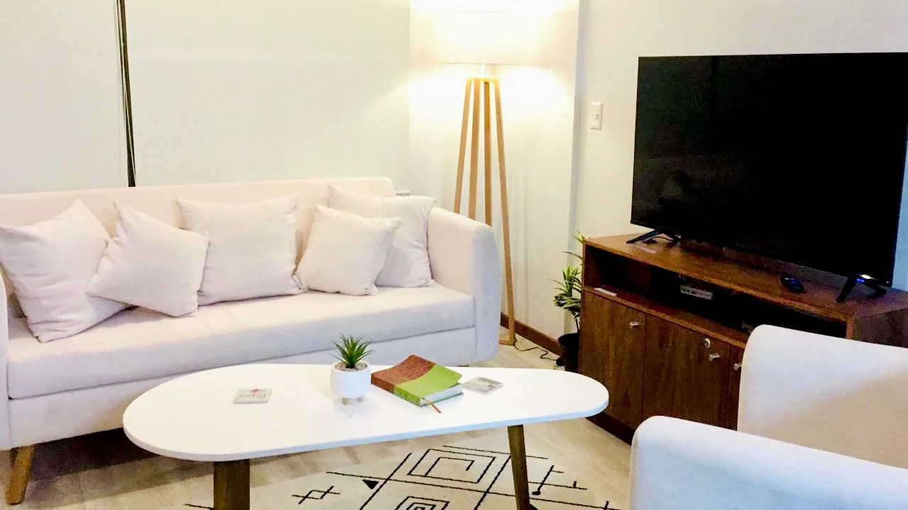 1-Bedroom Apartment Next to Park in Playa