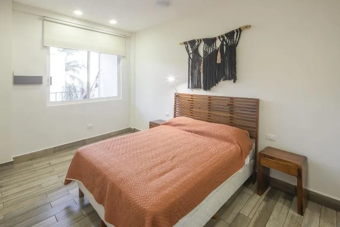 2 Bedroom Apartment on Calle 30