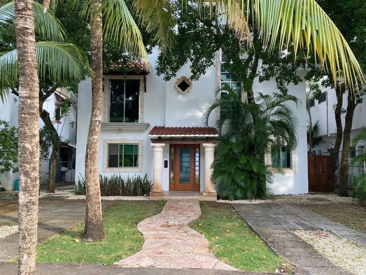 5 Bedroom House in Playacar Near Beach