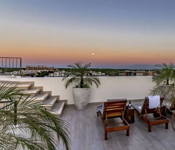 Studio Apartment in Region 8