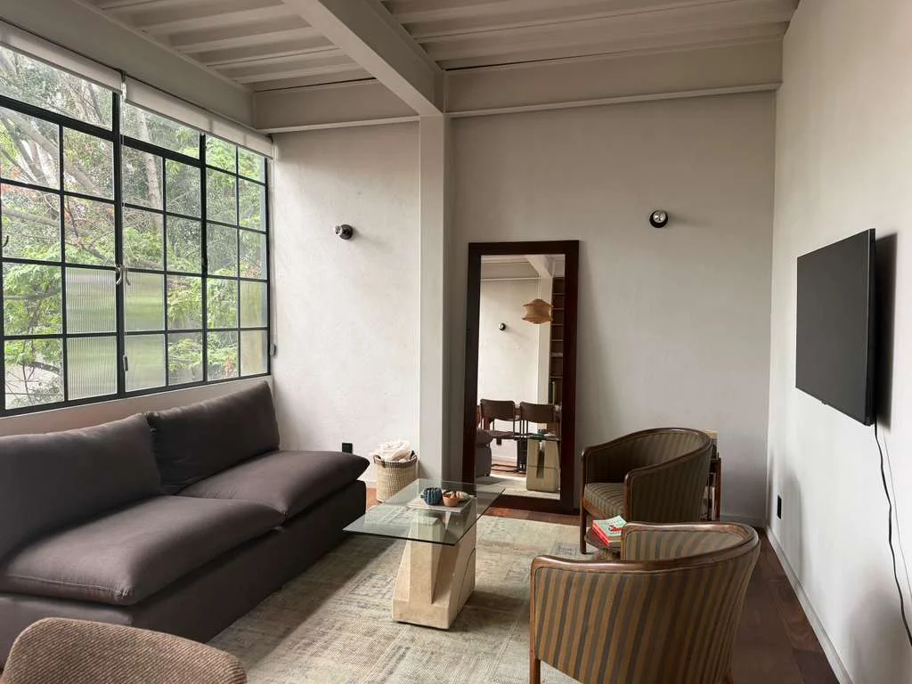 1 Bed 2 Bath Apartment with Office in Condesa, Mexico City