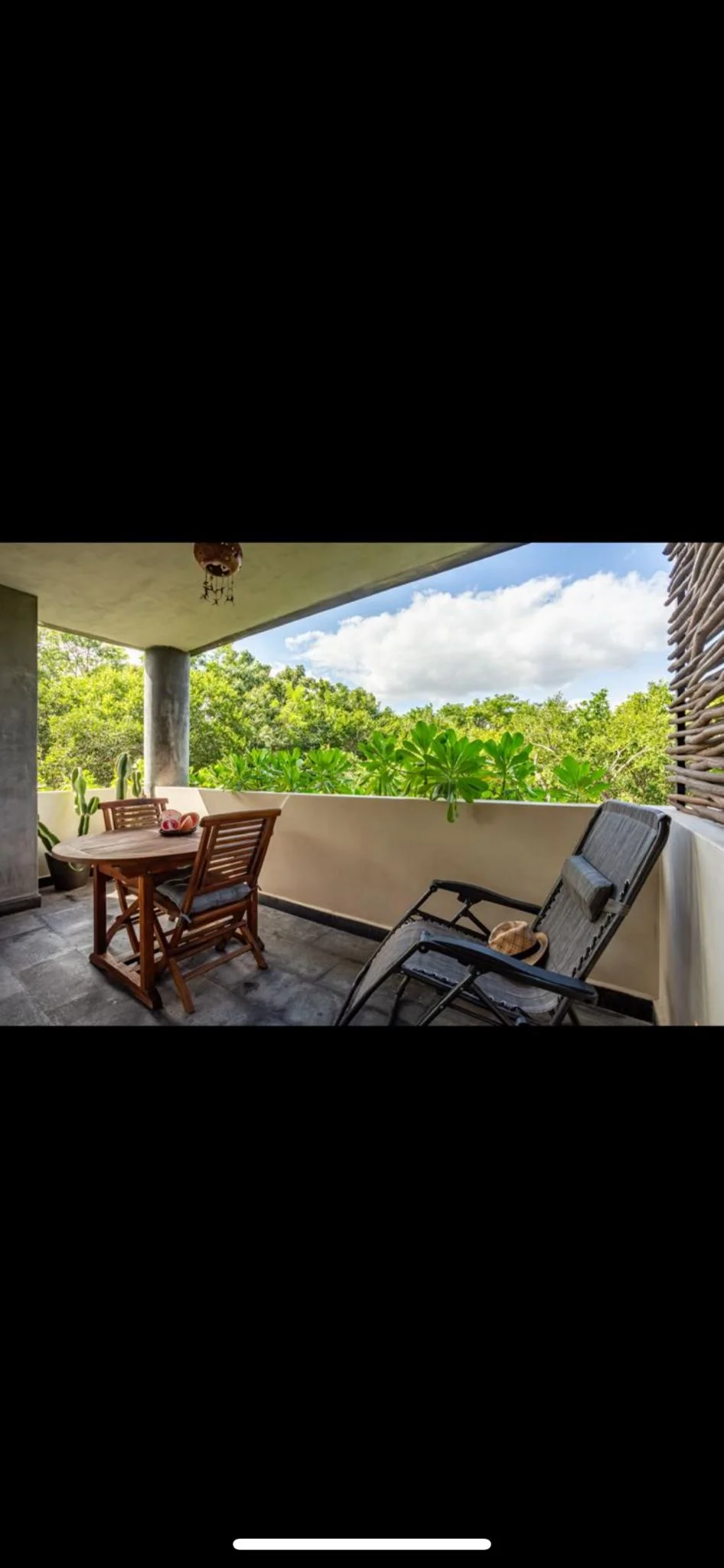 1.5-Bedroom Apartment in Humana Tulum with Jungle Views