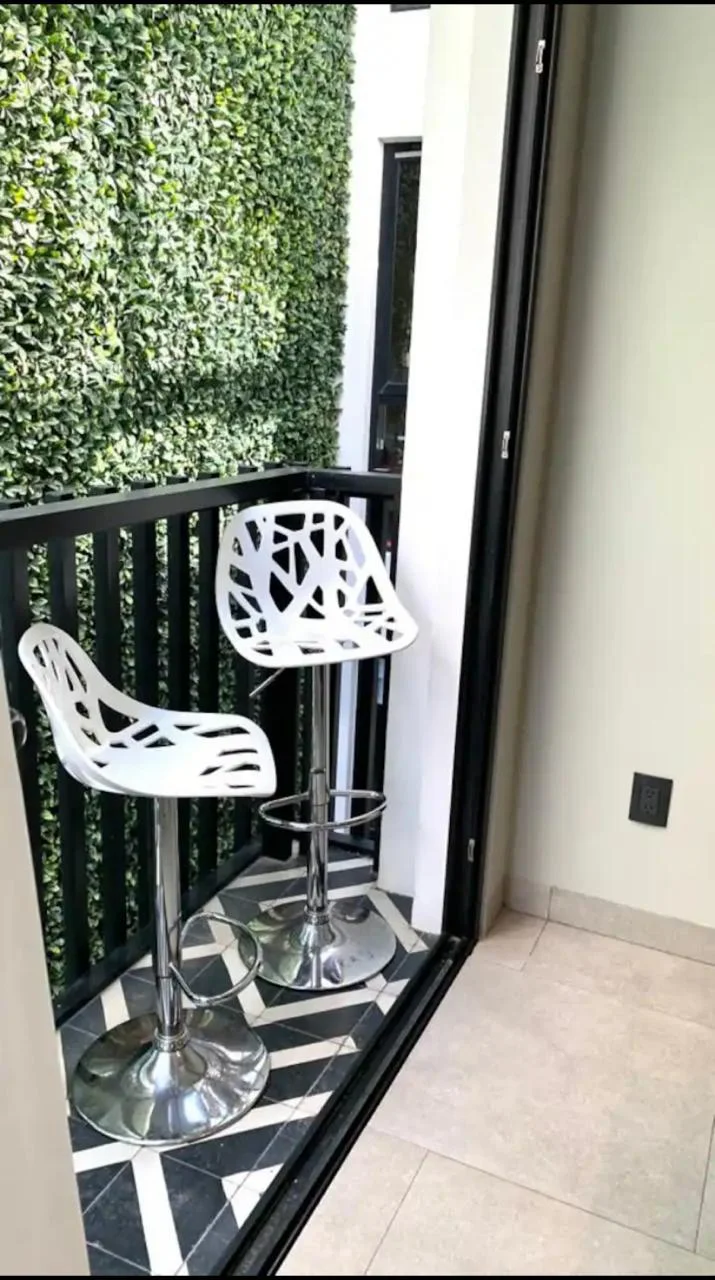 1-Bedroom Apartment with Pool Near Beach in Mexico