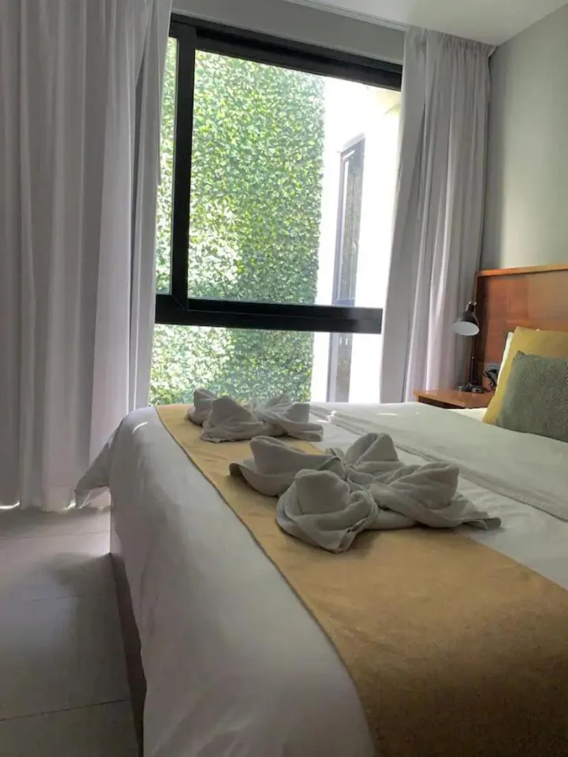 1-Bedroom Apartment with Pool Near Beach in Mexico