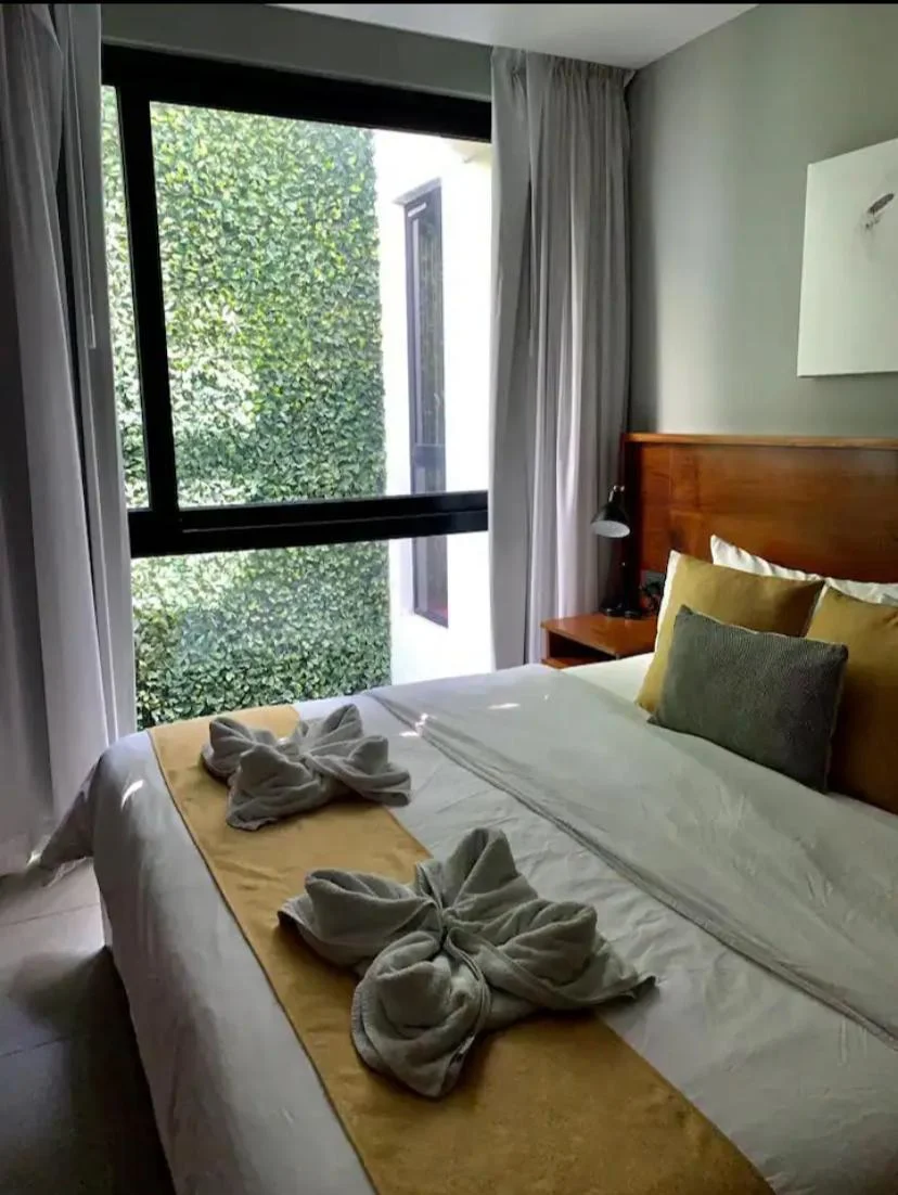 1-Bedroom Apartment with Pool Near Beach in Mexico