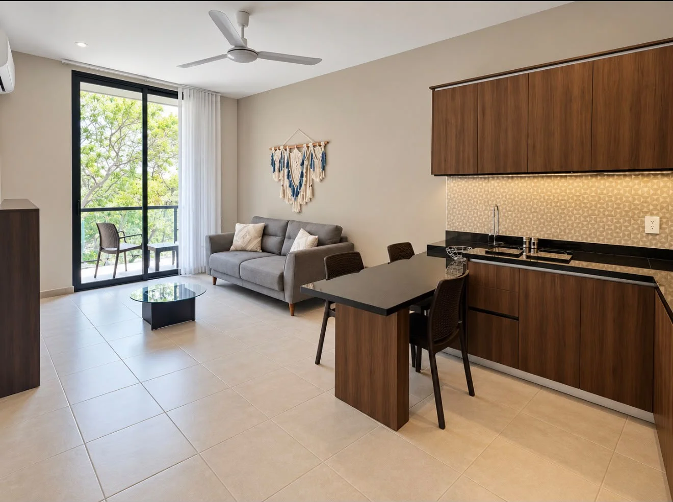 2 Bedroom Apartment in Playa del Carmen