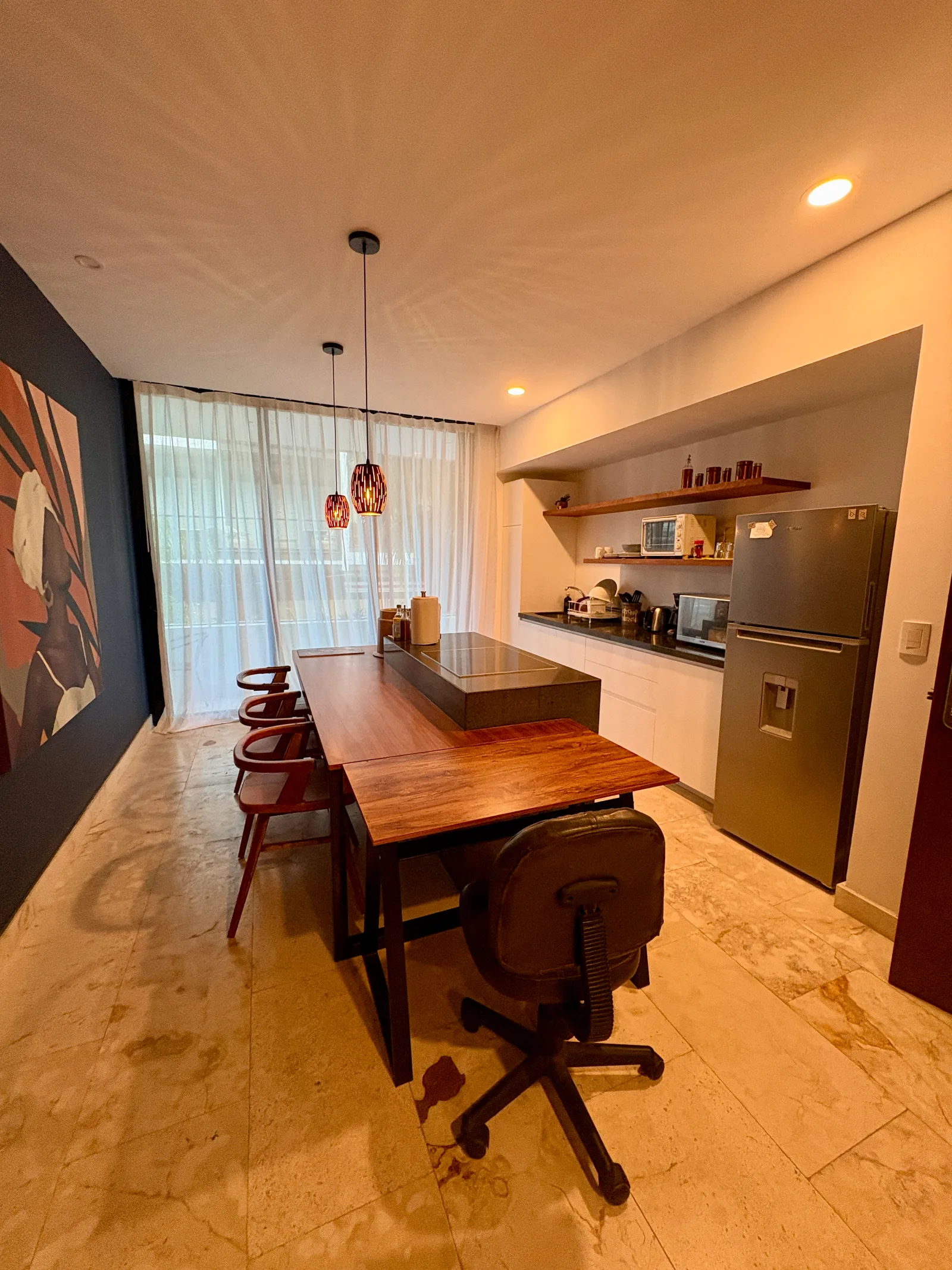 1 Bedroom + Den Condo in Luxury Building