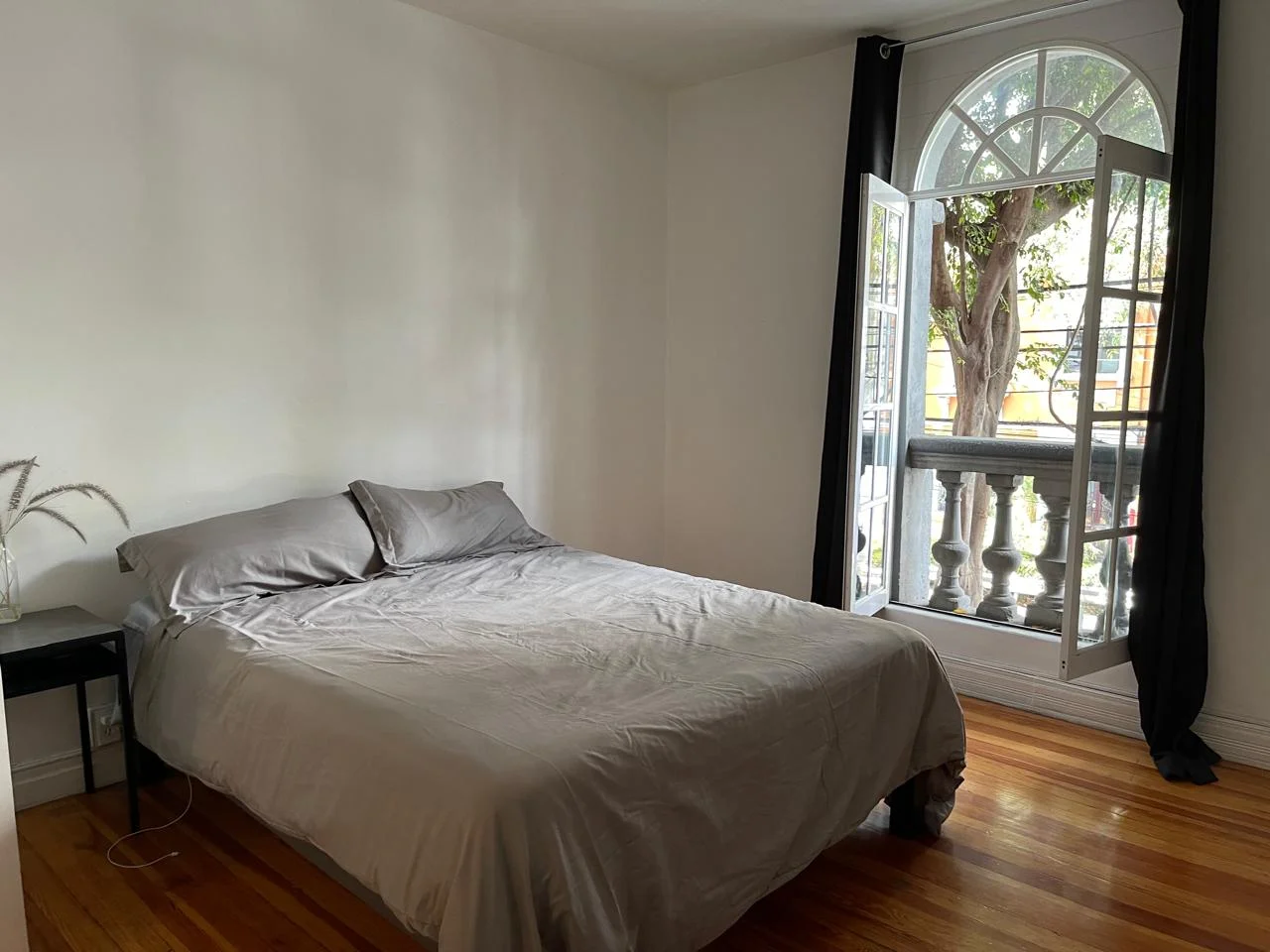 Apartment for Rent in La Roma