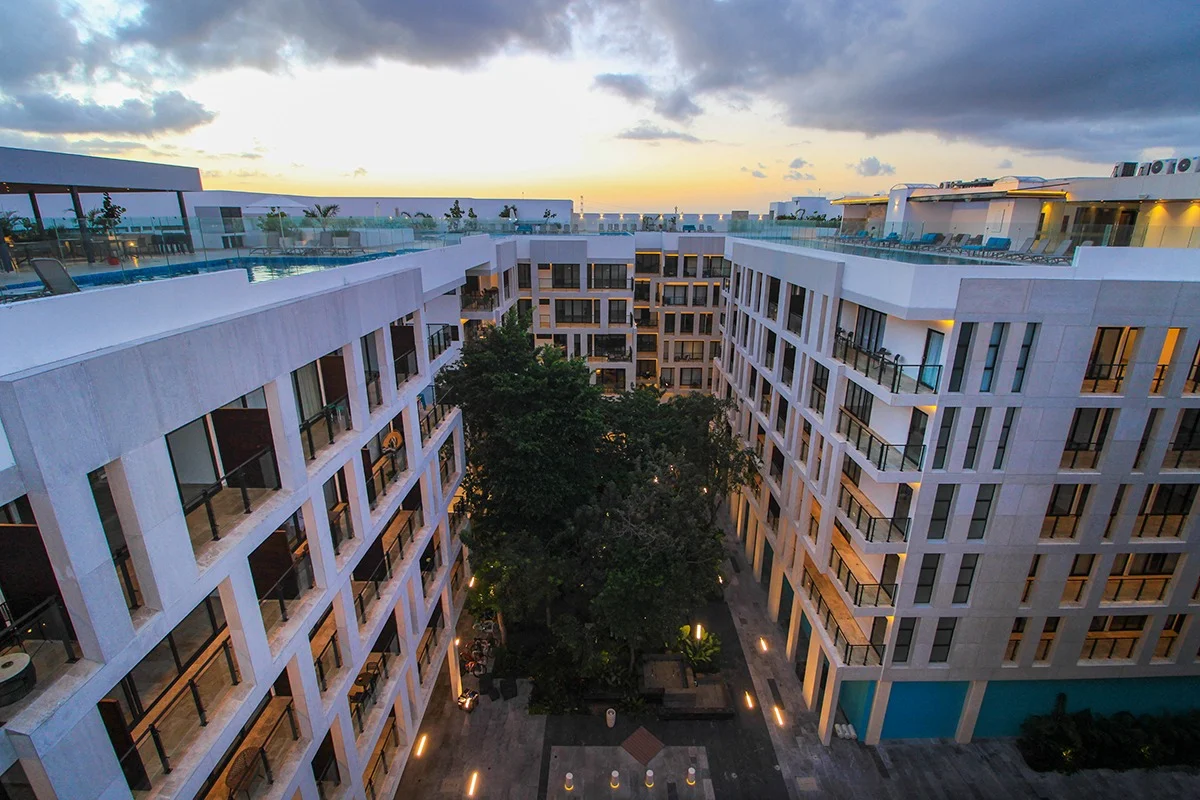 2-Bedroom Apartment with Balcony in Playa del Carmen