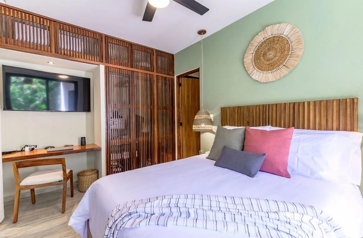 Studio Apartment in Region 8
