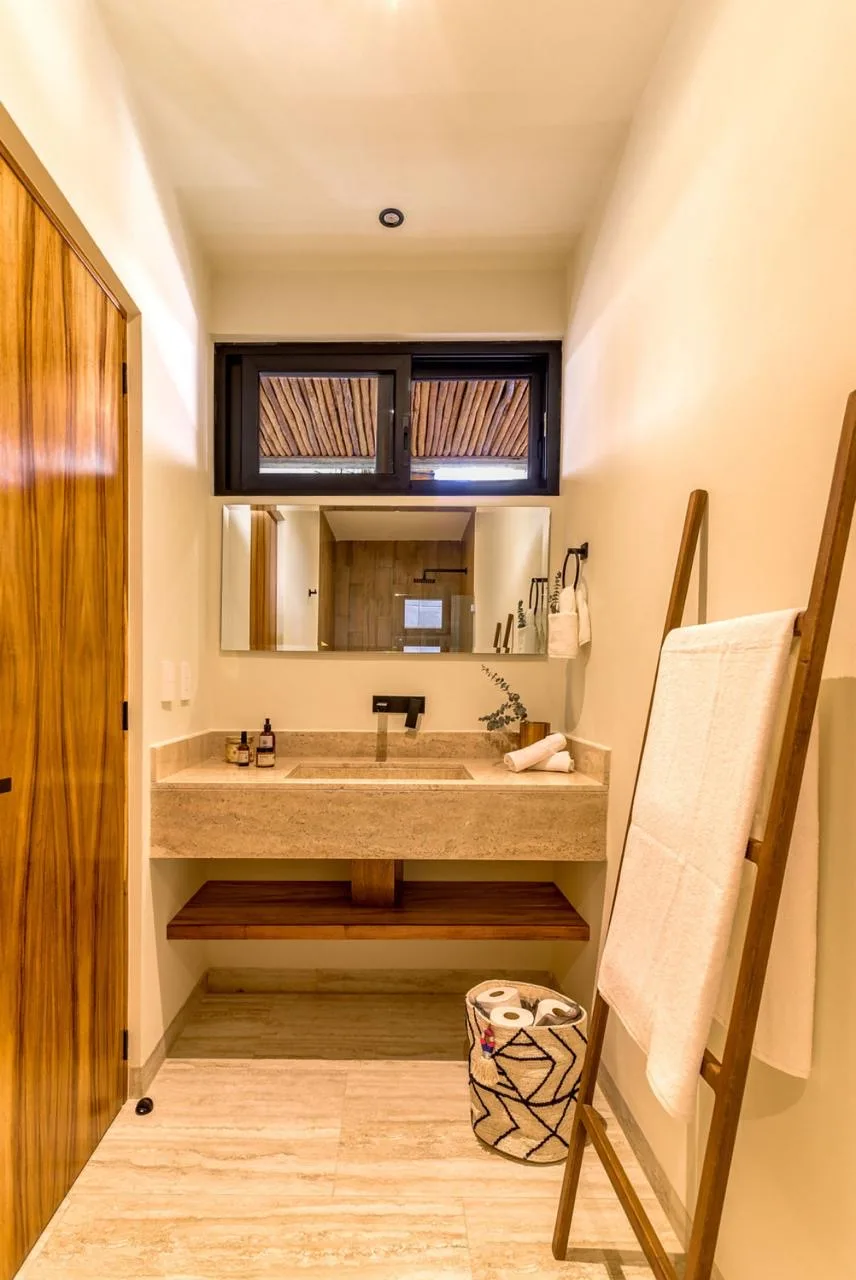Studio Apartment in Region 8