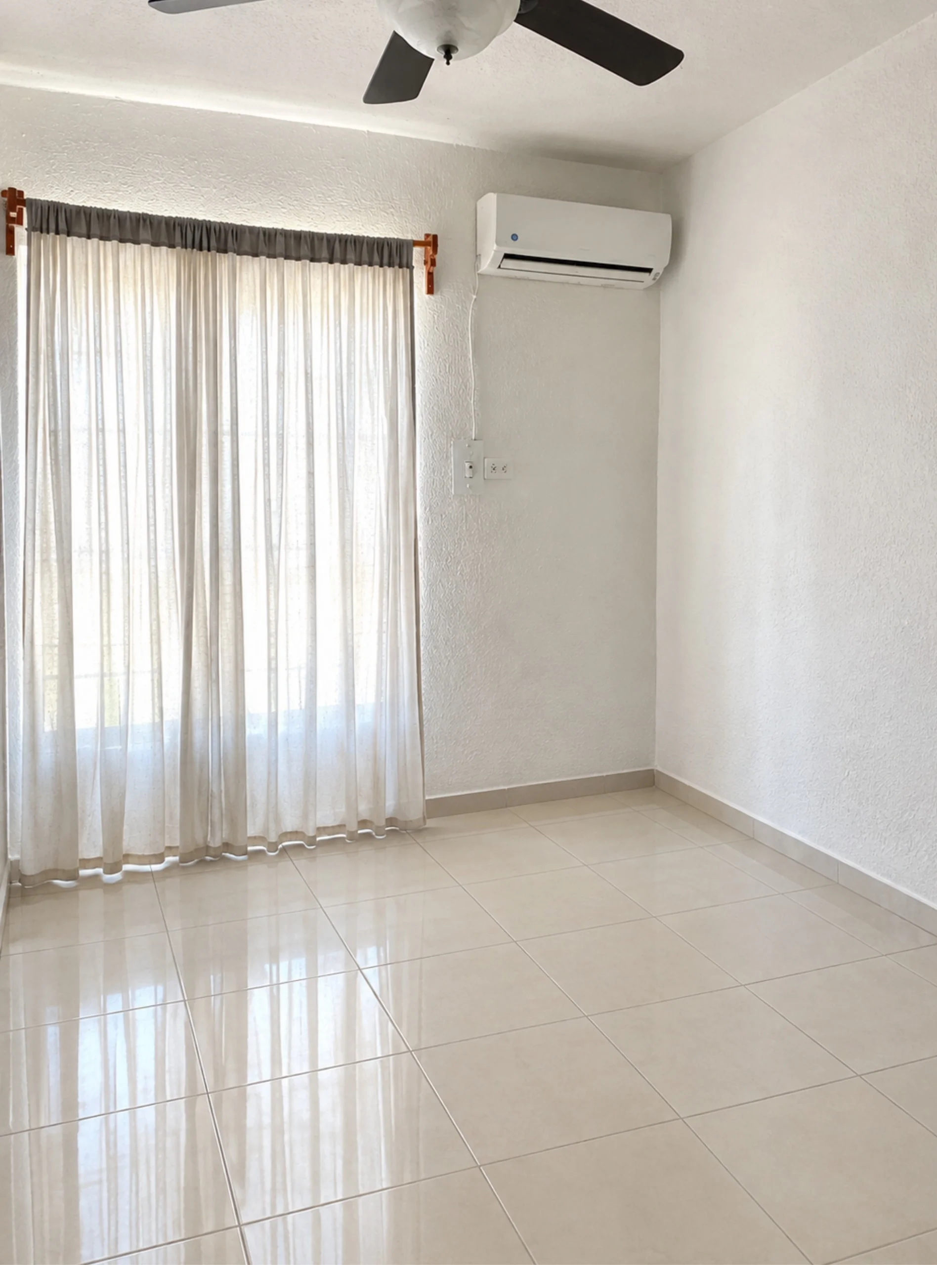 Semi-Furnished House in Playa del Carmen