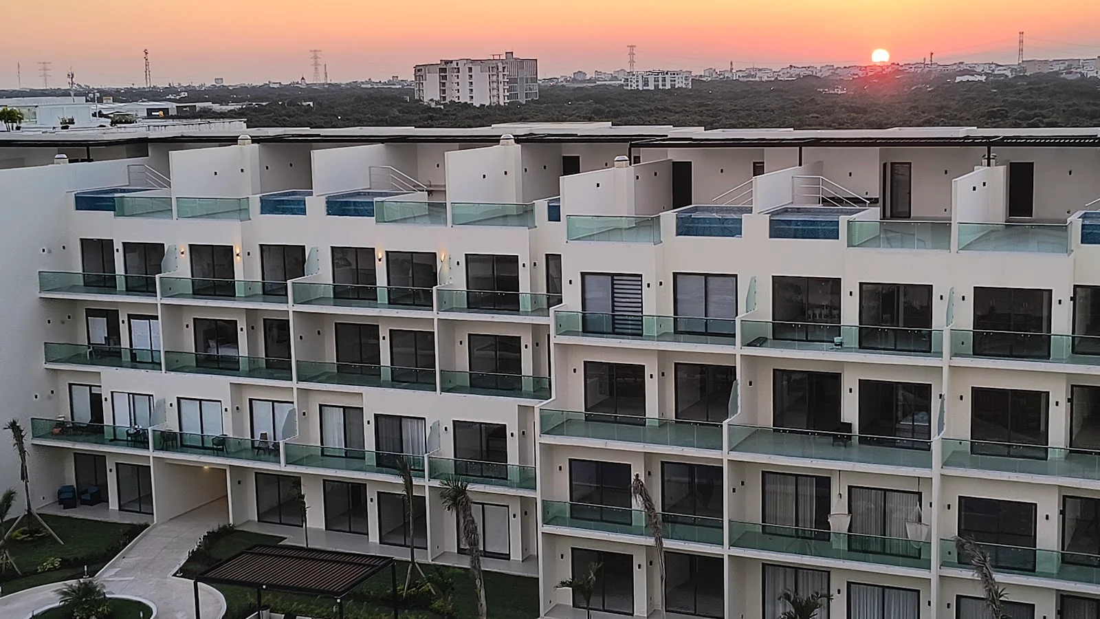 2 Bedroom Apartment in Playa del Carmen