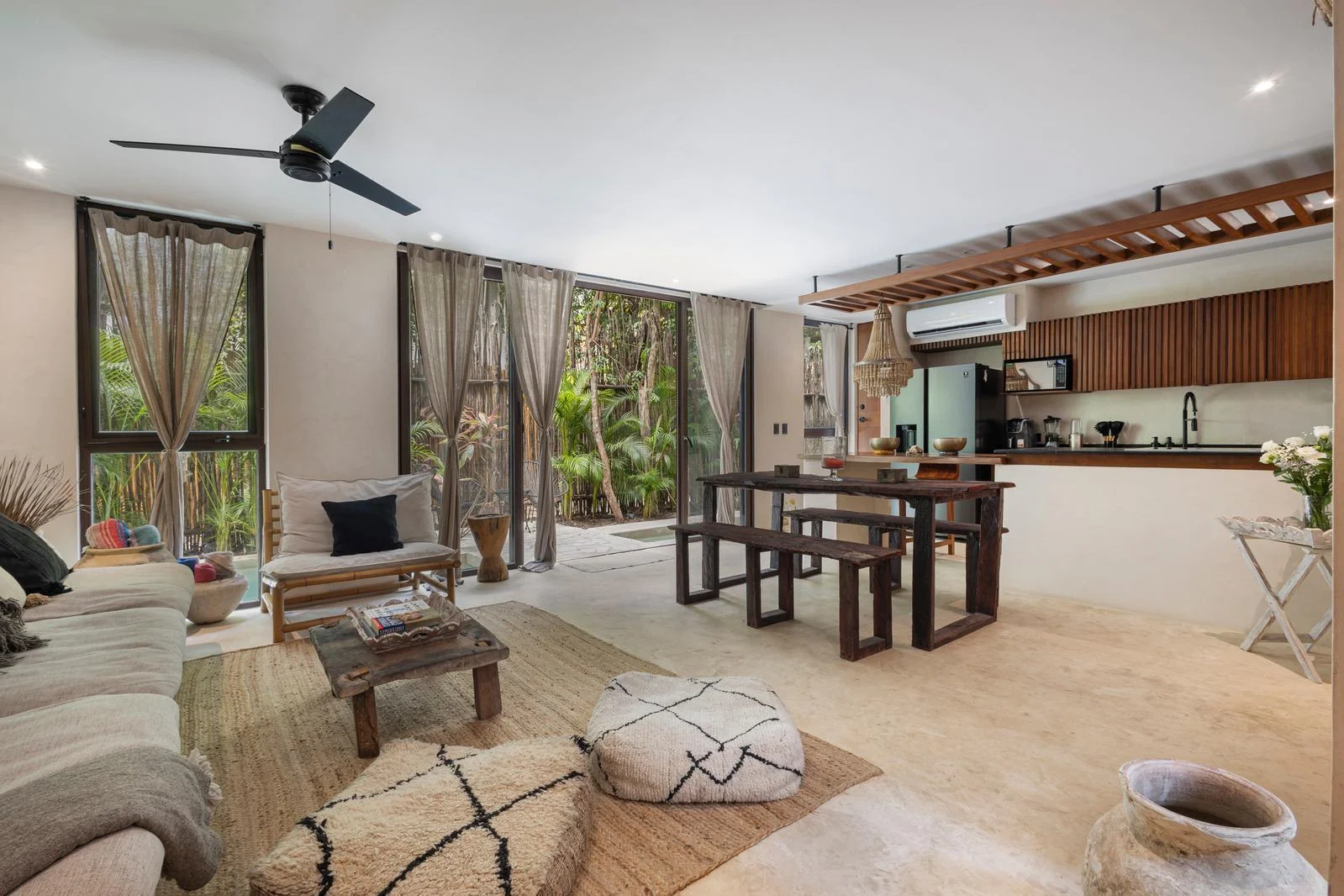 2 Bedroom Apartment in Zama, Tulum