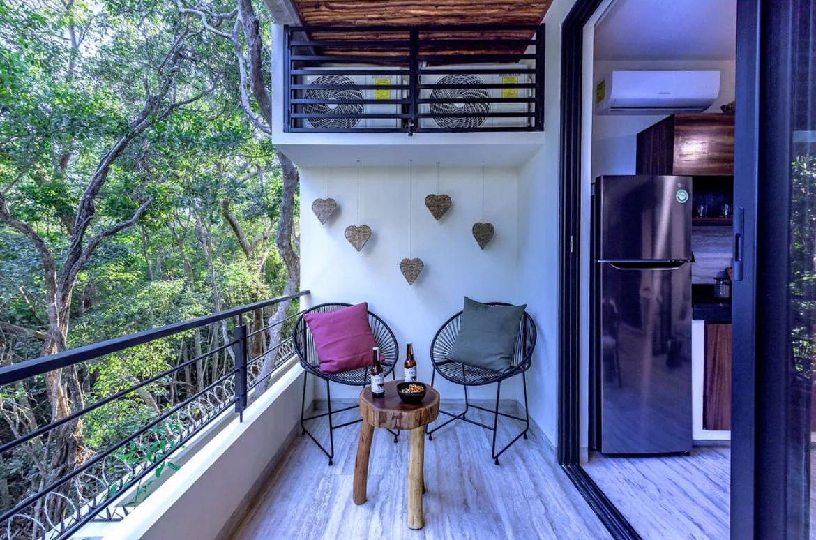 Studio Apartment in Region 8