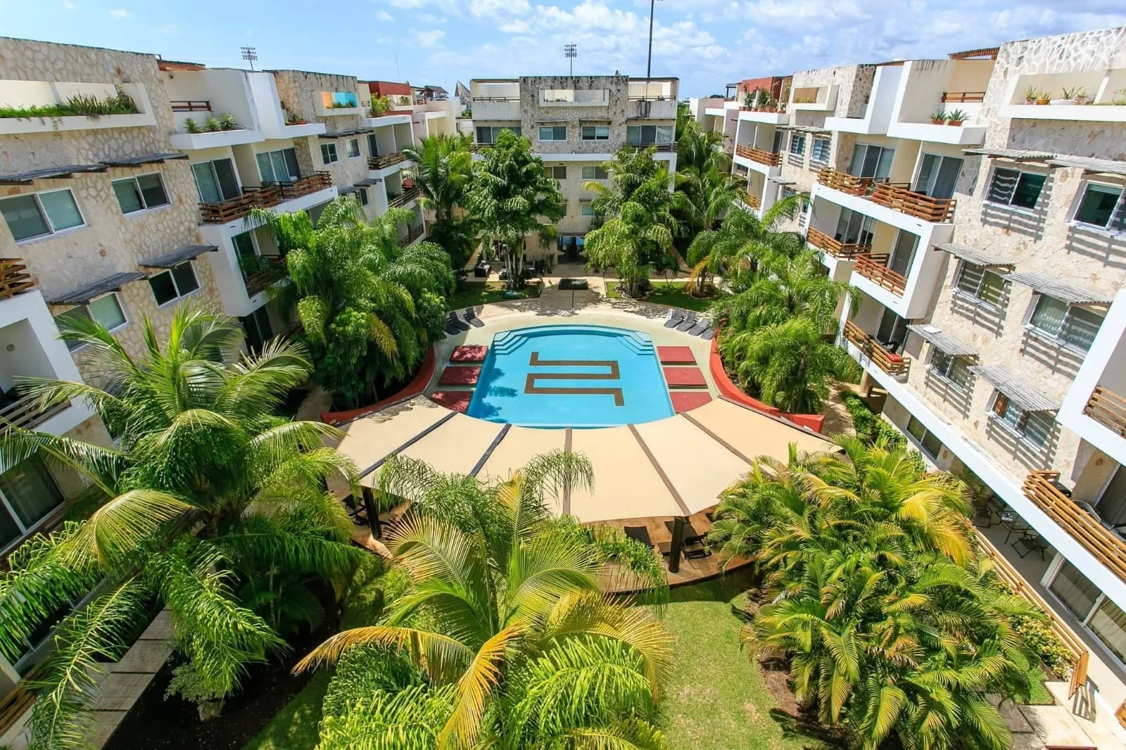 Three Bedroom Condo in Playa del Carmen - For Sale & Rent