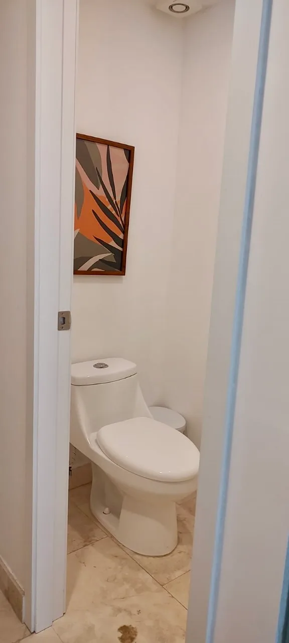 1 Bedroom + Den Condo in Luxury Building