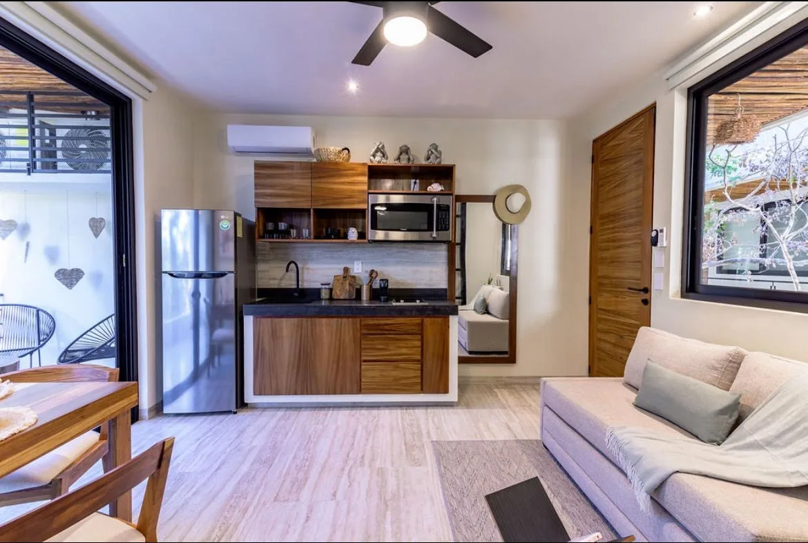 Studio Apartment in Region 8