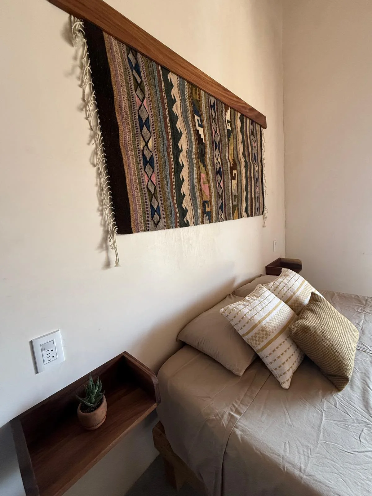 Furnished 2 Bedroom Apartment in Puerto Escondido