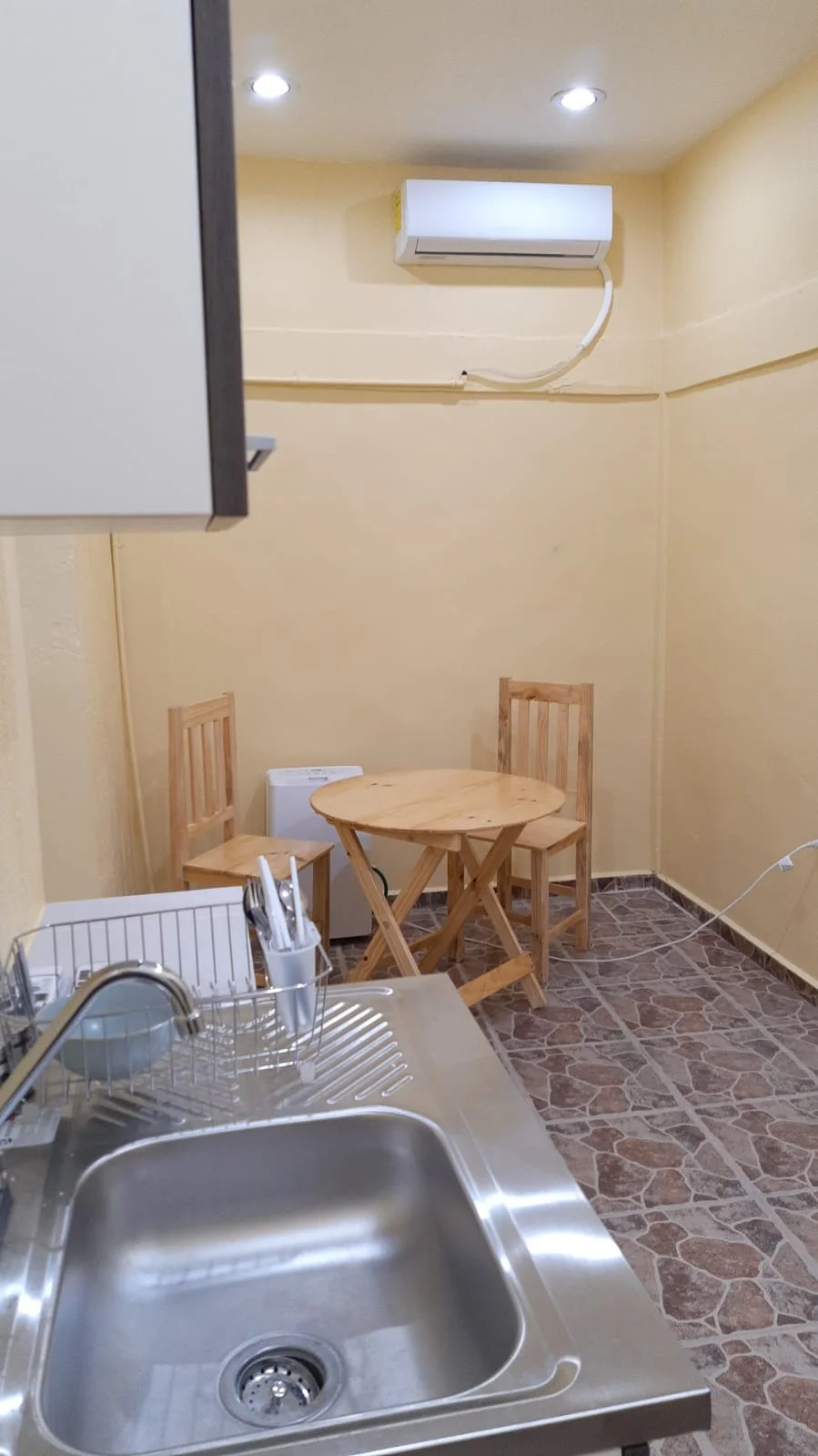 Furnished Studio in Bosque Real - Near Centro