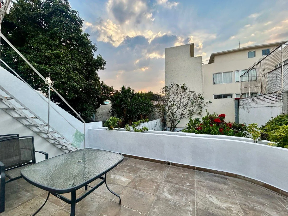 2 Bedroom Duplex in Narvarte with Terrace
