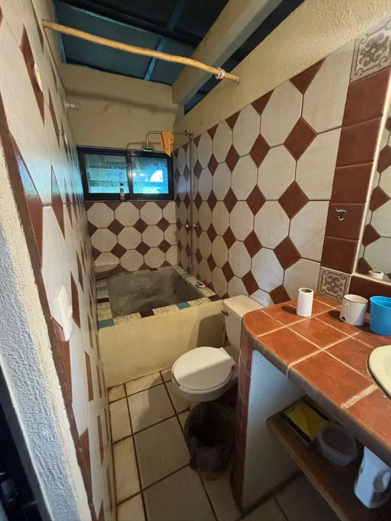 Casa Flores Upper Floor for Rent – Tamarindos