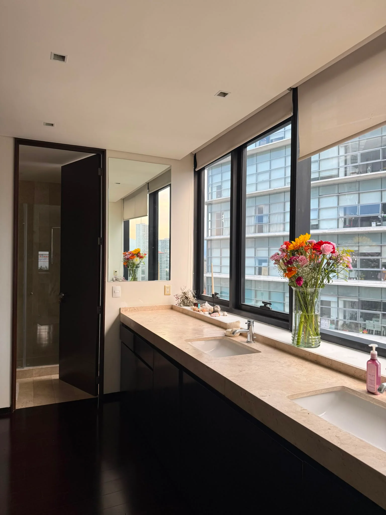 Room for Rent in Torre Barcelona, Santa Fe