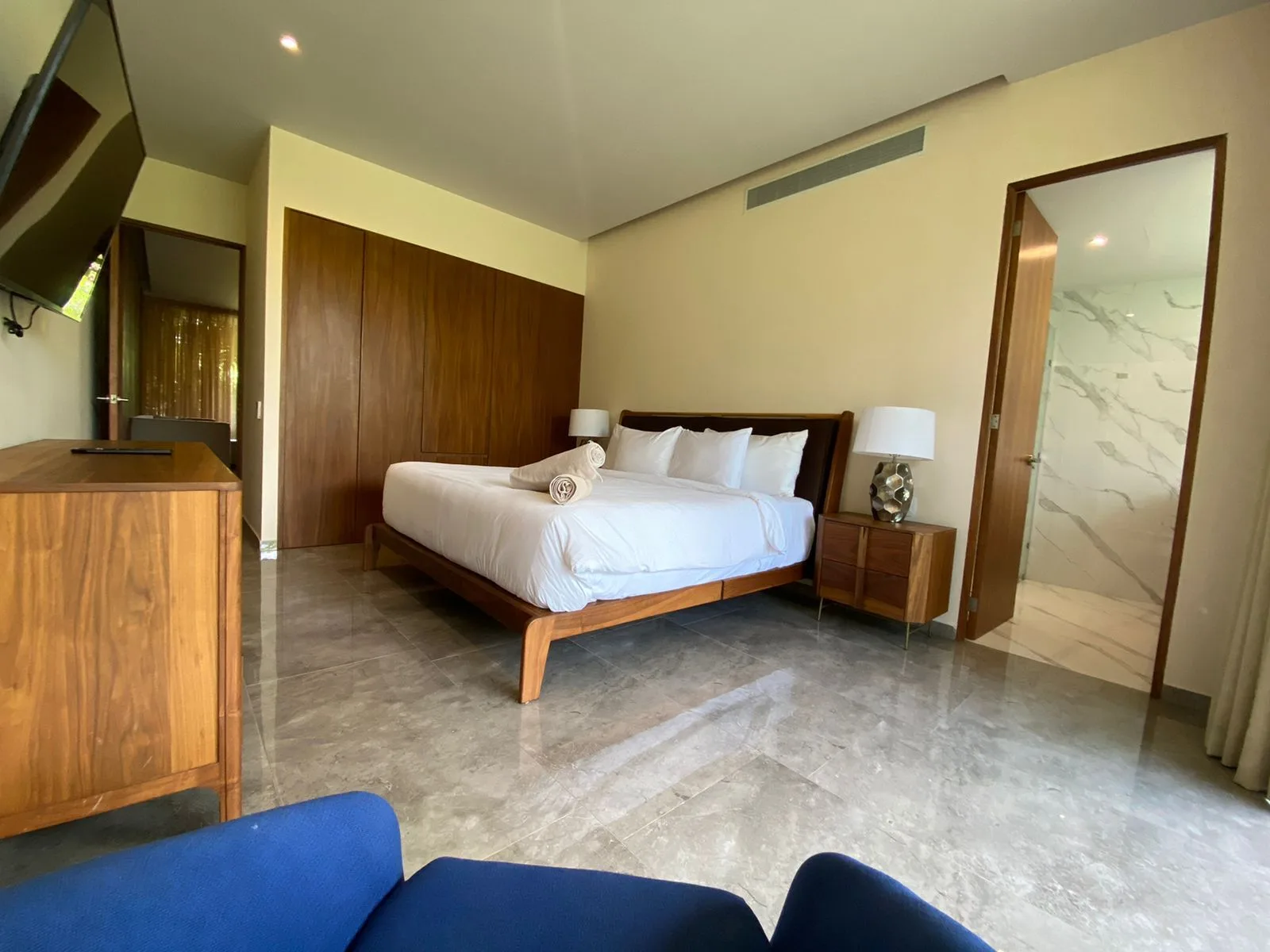 Apartment in Mistiq