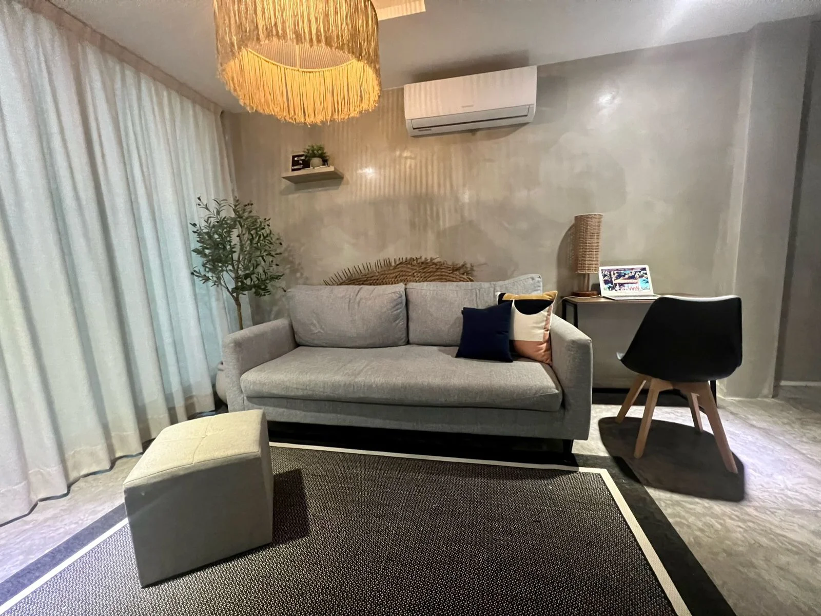 2-Bedroom Apartment for Rent Near 5th Avenue