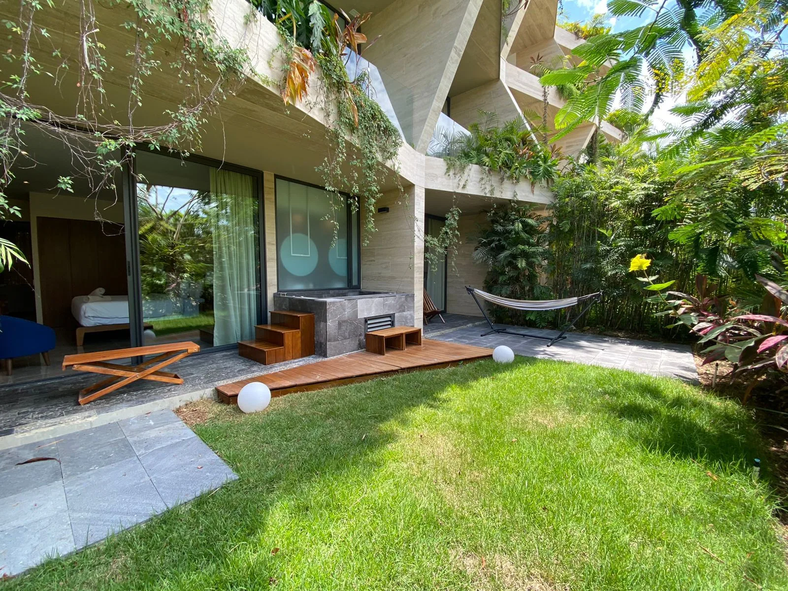 Apartment in Mistiq