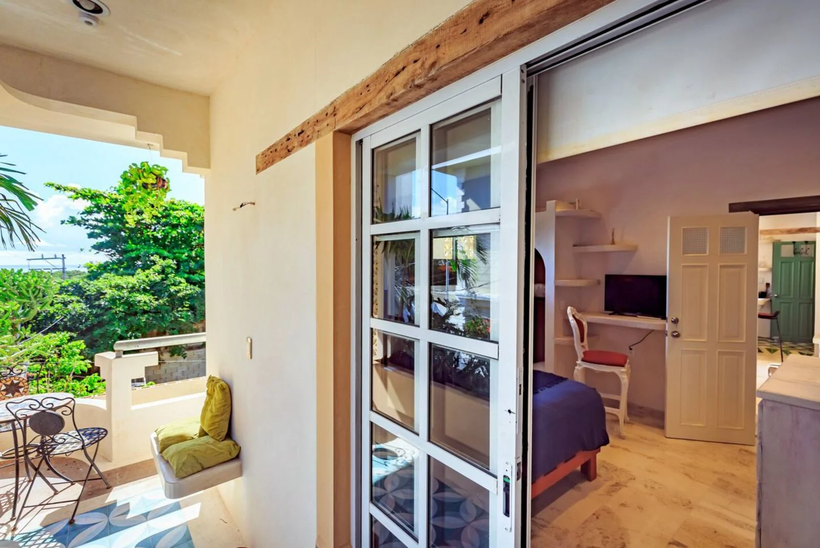 Studio Apartment for Rent in Playa del Carmen - 13,000 MXN