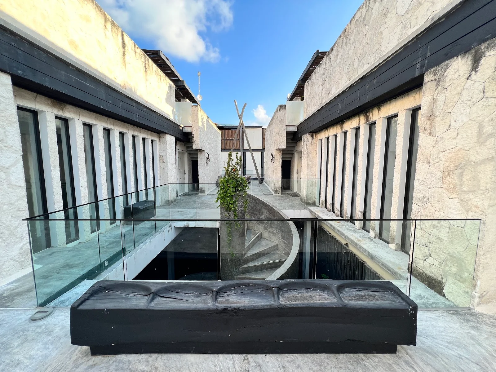 2-Bedroom Furnished Apartment at Black House - Pool Access